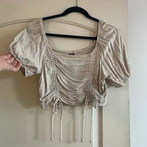 Cute linen cropped blouse 🌾🫶🏼🤎